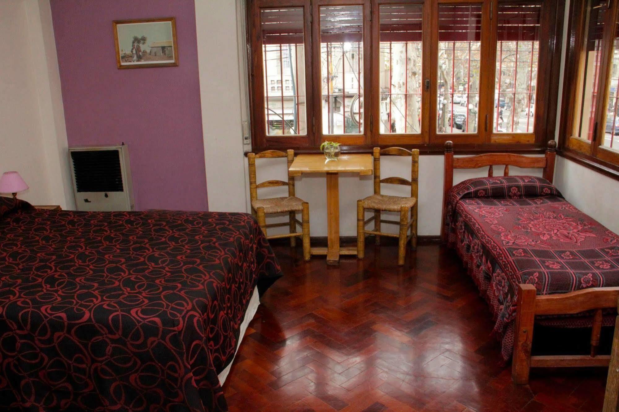 Hostal Confluencia Mendoza Bagian luar foto