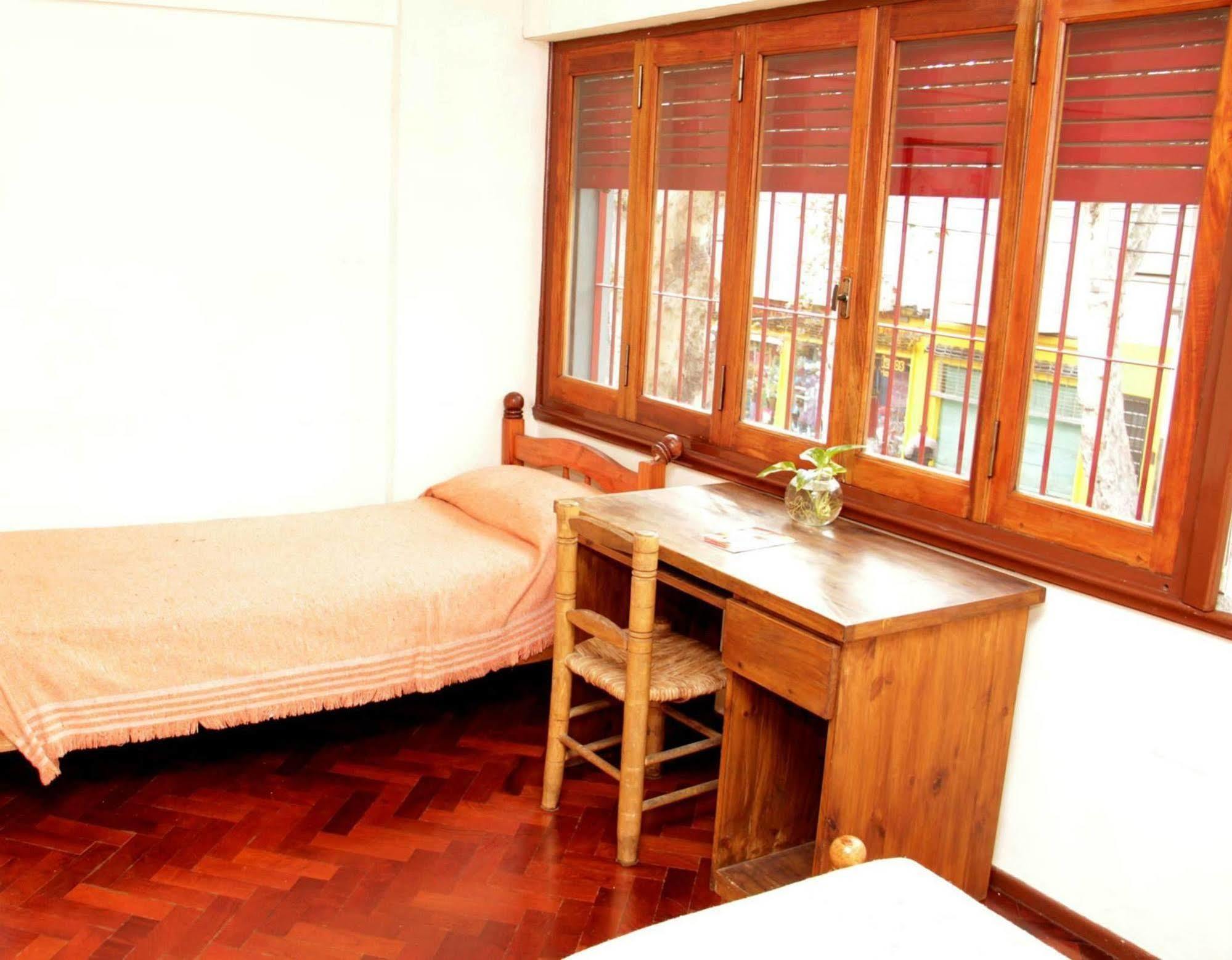 Hostal Confluencia Mendoza Bagian luar foto