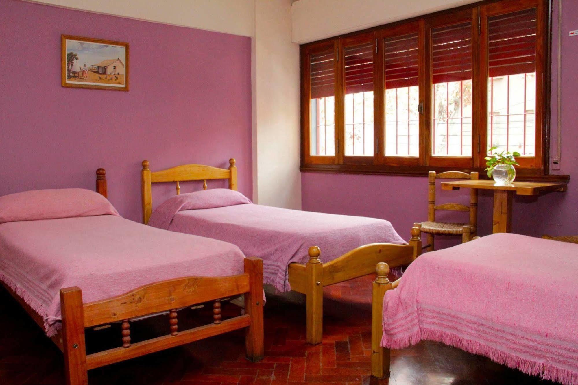Hostal Confluencia Mendoza Bagian luar foto