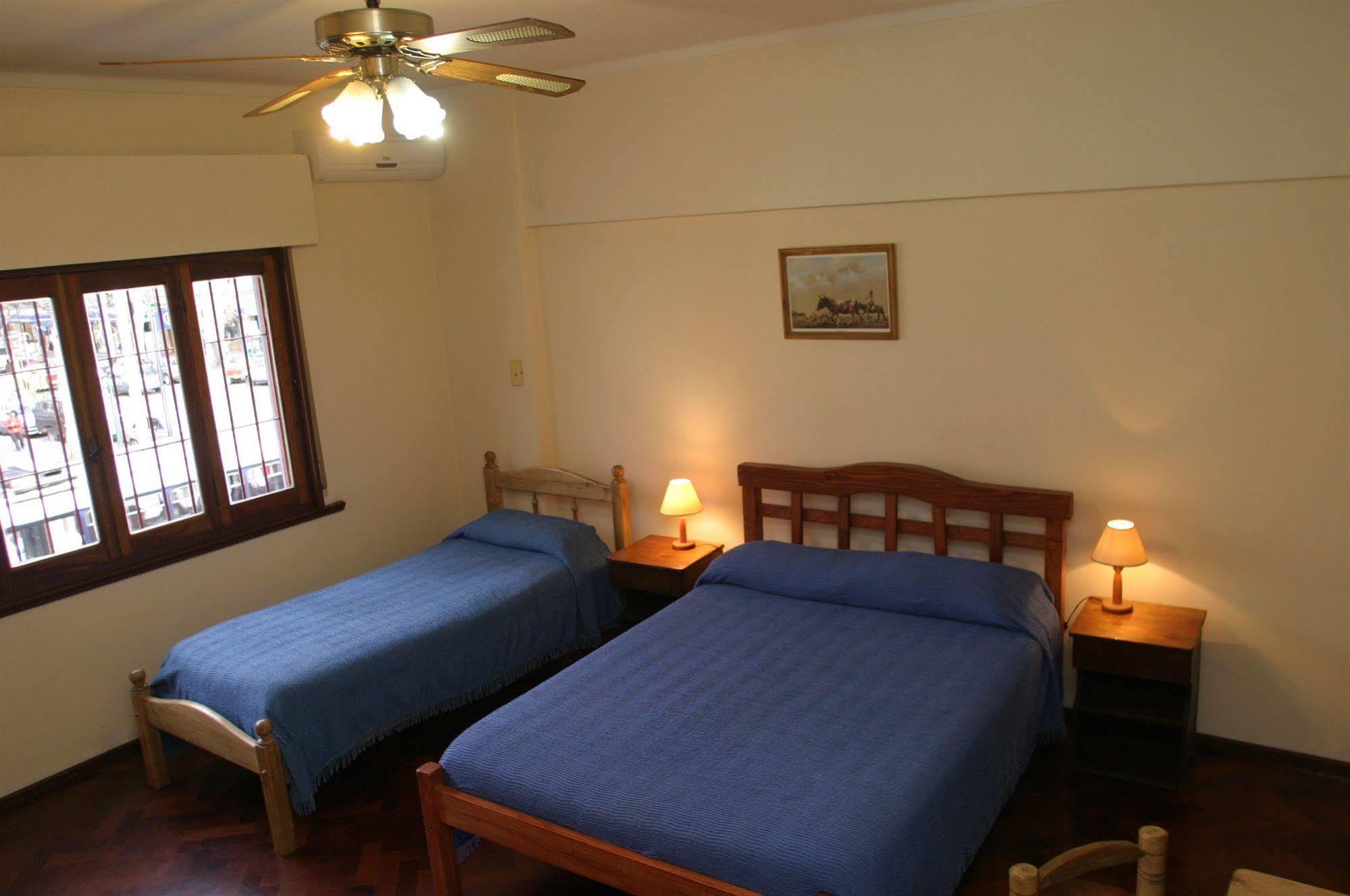 Hostal Confluencia Mendoza Bagian luar foto