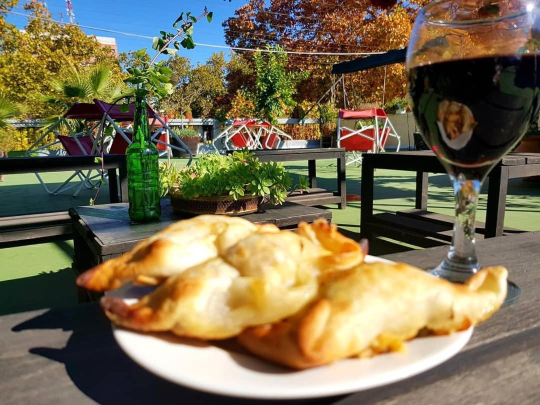 Hostal Confluencia Mendoza Bagian luar foto
