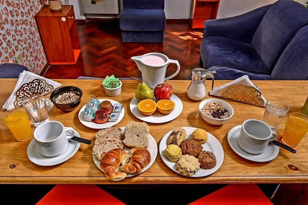 Hostal Confluencia Mendoza Bagian luar foto
