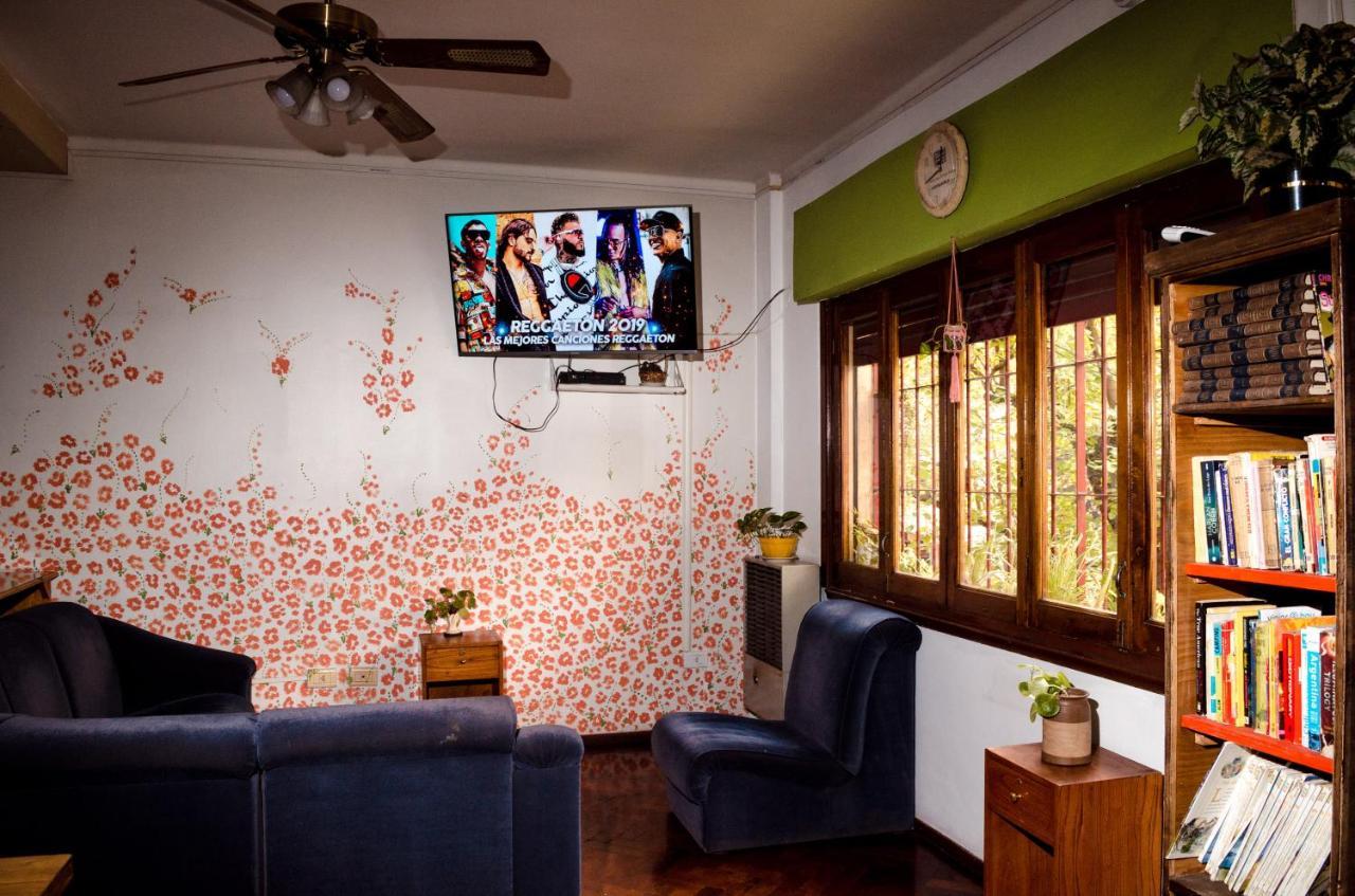 Hostal Confluencia Mendoza Bagian luar foto